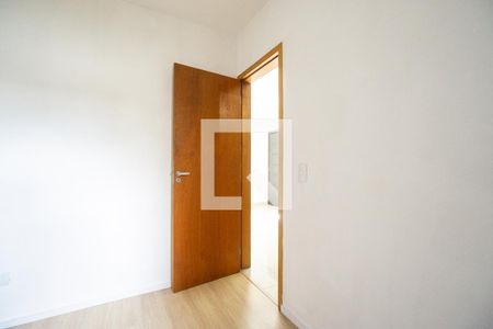 Quarto 01 de apartamento para alugar com 2 quartos, 40m² em Cidade Mãe do Céu, São Paulo