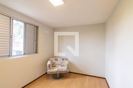 Quarto 1 de apartamento para alugar com 2 quartos, 65m² em Bom Retiro, Curitiba
