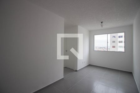 Sala de apartamento para alugar com 2 quartos, 42m² em Guaianazes, São Paulo