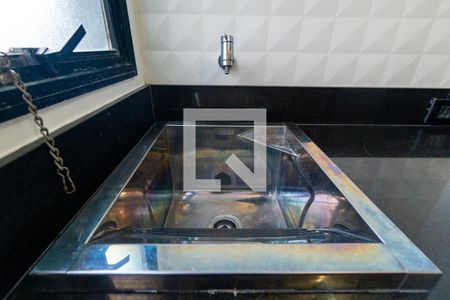 Apartamento à venda com 65m², 2 quartos e 1 vaga Apartamento à venda com 65m², 2 quartos e 1 vagaCozinha e Área de Serviço Detalhe