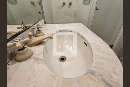 Apartamento para alugar com 85m², 3 quartos e 1 vagaBanheiro Social