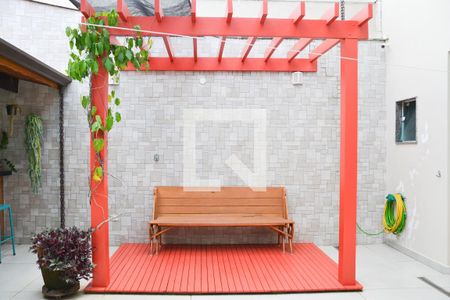 Casa à venda com 194m², 3 quartos e 3 vagas Casa à venda com 194m², 3 quartos e 3 vagasÁrea comum