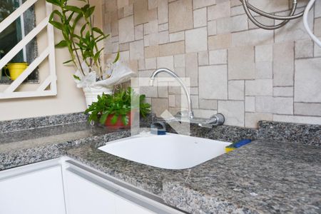 Casa à venda com 194m², 3 quartos e 3 vagas Casa à venda com 194m², 3 quartos e 3 vagasLavandeira