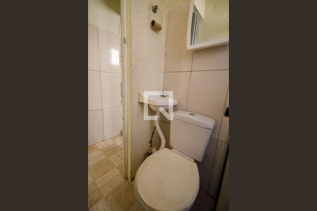 Banheiro de casa para alugar com 2 quartos, 80m² em Parque São Luís, Taubaté