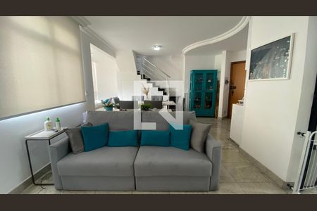 Sala 1 de apartamento para alugar com 3 quartos, 220m² em Buritis, Belo Horizonte