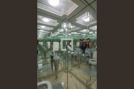Apartamento para alugar com 460m², 5 quartos e 4 vagas Apartamento para alugar com 460m², 5 quartos e 4 vagasLavabo