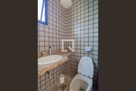 Apartamento para alugar com 460m², 5 quartos e 4 vagas Apartamento para alugar com 460m², 5 quartos e 4 vagasLavabo 2