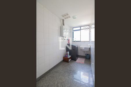 Apartamento para alugar com 460m², 5 quartos e 4 vagas Apartamento para alugar com 460m², 5 quartos e 4 vagasÁrea de Serviço