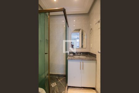 Apartamento para alugar com 460m², 5 quartos e 4 vagas Apartamento para alugar com 460m², 5 quartos e 4 vagasBanheiro da Suíte 1