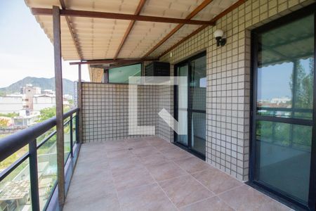 Apartamento para alugar com 460m², 5 quartos e 4 vagas Apartamento para alugar com 460m², 5 quartos e 4 vagasVaranda das Suites 2 e 3