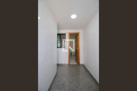 Apartamento para alugar com 460m², 5 quartos e 4 vagas Apartamento para alugar com 460m², 5 quartos e 4 vagasÁrea de Serviço