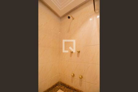 Apartamento para alugar com 460m², 5 quartos e 4 vagas Apartamento para alugar com 460m², 5 quartos e 4 vagasBanheiro da Suíte 2