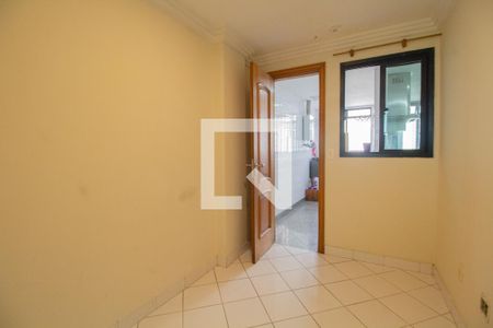 Apartamento para alugar com 460m², 5 quartos e 4 vagas Apartamento para alugar com 460m², 5 quartos e 4 vagasQuarto de Serviço