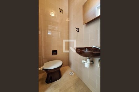 Casa à venda com 90m², 3 quartos e sem vagaBanheiro da Suíte