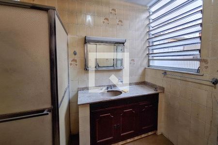 Casa à venda com 90m², 3 quartos e sem vaga Casa à venda com 90m², 3 quartos e sem vagaBanheiro Social