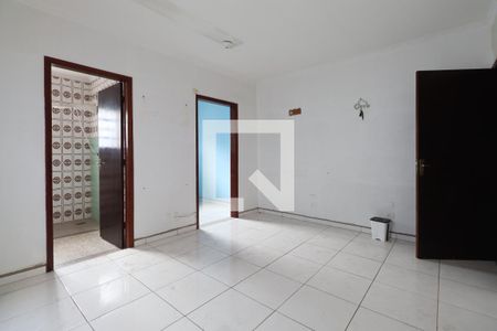 Casa à venda com 250m², 3 quartos e 1 vagaSuíte 1