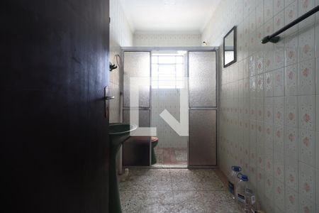 Casa à venda com 250m², 3 quartos e 1 vagaBanheiro 2