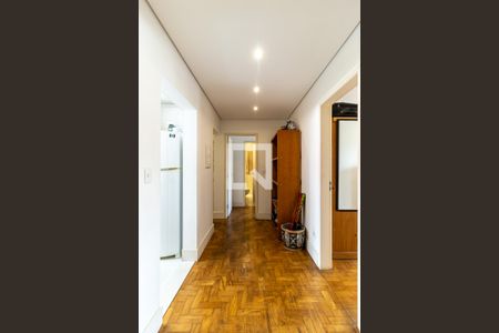 Corredor de apartamento à venda com 3 quartos, 98m² em Vila Buarque, São Paulo