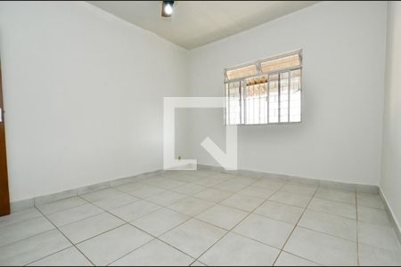 Quarto2 de casa para alugar com 3 quartos, 120m² em Paraíso, Belo Horizonte