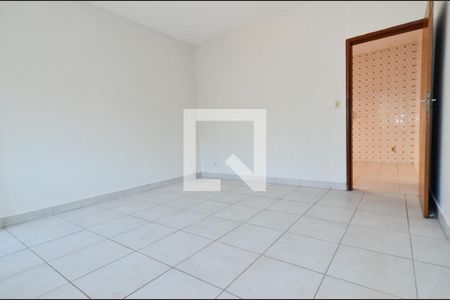 Sala  de casa para alugar com 3 quartos, 120m² em Paraíso, Belo Horizonte