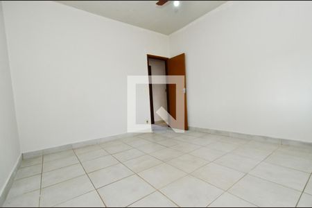 Quarto2 de casa para alugar com 3 quartos, 120m² em Paraíso, Belo Horizonte