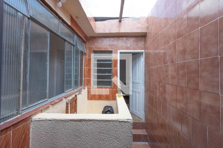 Vista da sala  de casa para alugar com 3 quartos, 80m² em Conceição, Diadema