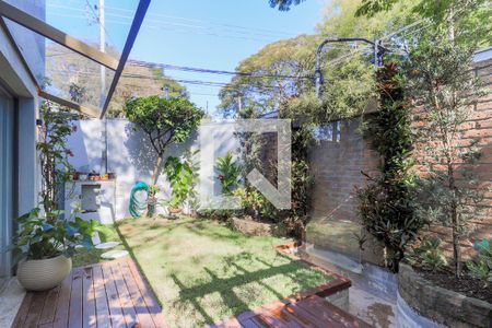 Área Externa de casa à venda com 3 quartos, 385m² em Brooklin, São Paulo