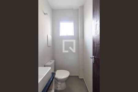 Lavabo de casa de condomínio para alugar com 3 quartos, 96m² em Xaxim, Curitiba