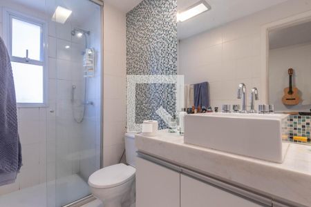 Apartamento para alugar com 157m², 3 quartos e 4 vagas Apartamento para alugar com 157m², 3 quartos e 4 vagasBanheiro