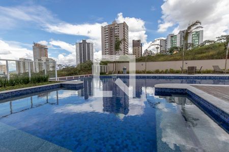 Apartamento para alugar com 157m², 3 quartos e 4 vagas Apartamento para alugar com 157m², 3 quartos e 4 vagasÁrea comum - Piscina