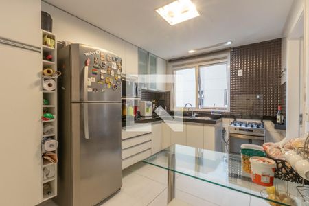 Apartamento para alugar com 157m², 3 quartos e 4 vagas Apartamento para alugar com 157m², 3 quartos e 4 vagasCozinha