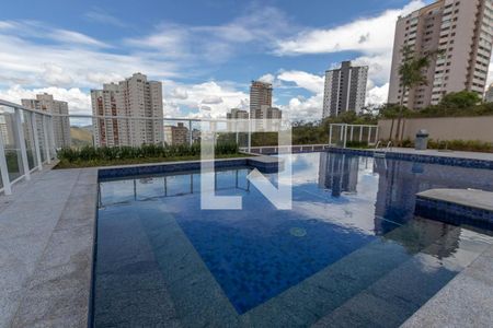 Apartamento para alugar com 157m², 3 quartos e 4 vagas Apartamento para alugar com 157m², 3 quartos e 4 vagasÁrea comum - Piscina