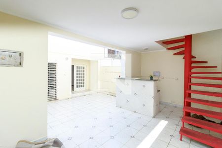 Casa à venda com 300m², 3 quartos e sem vaga Casa à venda com 300m², 3 quartos e sem vagaEdícula