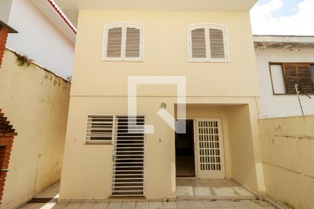 Casa à venda com 300m², 3 quartos e sem vaga Casa à venda com 300m², 3 quartos e sem vagaQuintal