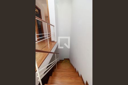 Casa à venda com 300m², 3 quartos e sem vaga Casa à venda com 300m², 3 quartos e sem vagaCorredor