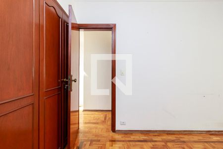 Casa à venda com 300m², 3 quartos e sem vaga Casa à venda com 300m², 3 quartos e sem vagaQuarto 3