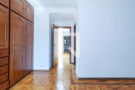 Casa à venda com 300m², 3 quartos e sem vaga Casa à venda com 300m², 3 quartos e sem vagaSuíte