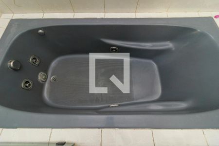 Casa à venda com 300m², 3 quartos e sem vaga Casa à venda com 300m², 3 quartos e sem vagaBanheiro 2