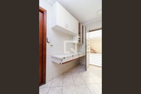 Casa à venda com 300m², 3 quartos e sem vaga Casa à venda com 300m², 3 quartos e sem vagaCozinha