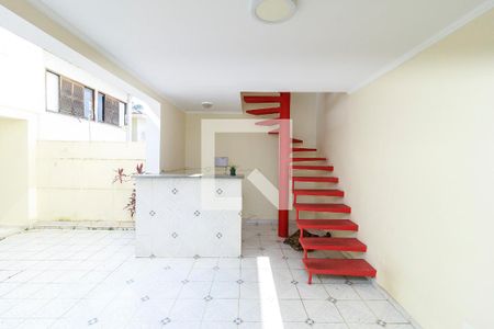 Casa à venda com 300m², 3 quartos e sem vaga Casa à venda com 300m², 3 quartos e sem vagaEdícula