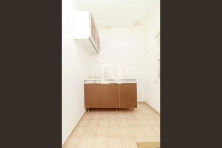 Casa à venda com 300m², 3 quartos e sem vaga Casa à venda com 300m², 3 quartos e sem vagaEdicula