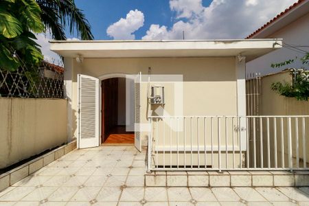 Casa à venda com 300m², 3 quartos e sem vaga Casa à venda com 300m², 3 quartos e sem vagaSuíte -Varanda