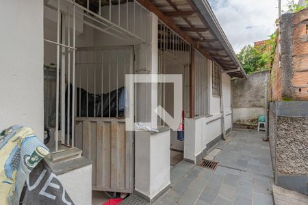 Casa à venda com 366m², 6 quartos e 4 vagasEntrada Principal