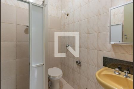 Casa à venda com 366m², 6 quartos e 4 vagasBanheiro Social