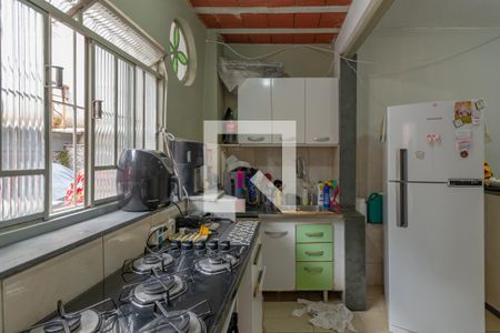Casa à venda com 366m², 6 quartos e 4 vagasCasa 2 - Cozinha