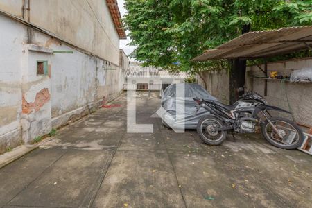 Casa à venda com 366m², 6 quartos e 4 vagasEntrada Principal - Garagem
