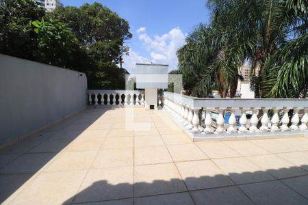 Casa à venda com 240m², 3 quartos e 2 vagasSacada