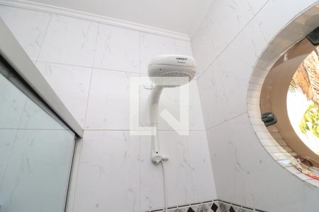 Casa à venda com 240m², 3 quartos e 2 vagasBanheiro Social