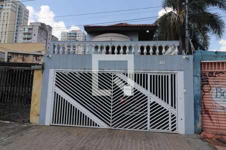 Casa à venda com 240m², 3 quartos e 2 vagasFachada