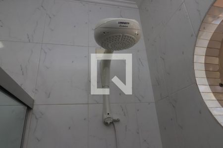 Casa à venda com 240m², 3 quartos e 2 vagasBanheiro da Suíte